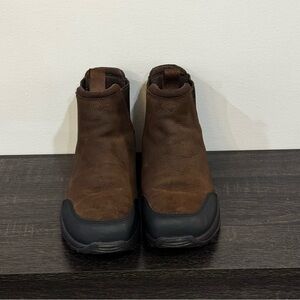 UGG Emmett Chelsea Boots Waterproof Leather Cold Rated -32°C Mens Size 8